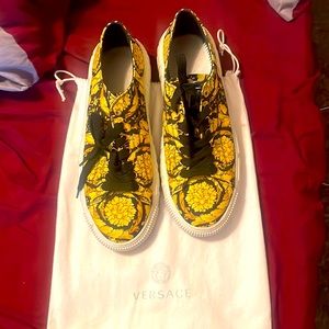 Versace low